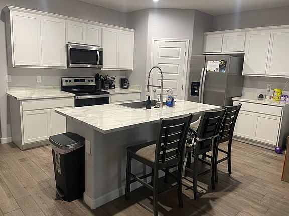 5th image of 10126 S Lillian Dr