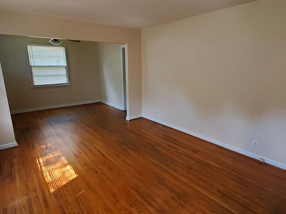 4th image of 511 Bounty Dr