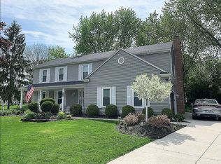 37760 W Greenwood Dr, Northville, MI 48167