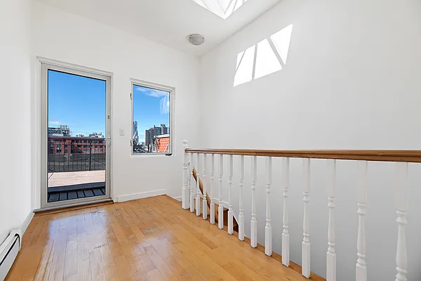 Rented by REAL New York | media 6