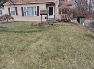 224 S Leavitt Rd, Amherst, OH 44001