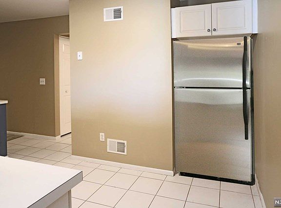 3rd image of 6 Karam Cir