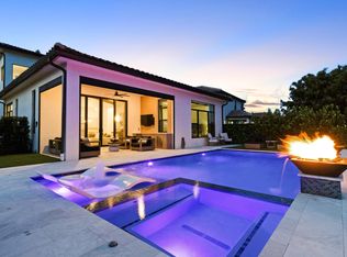 8979 Grand Prix Ln, Boynton Beach, FL 33472