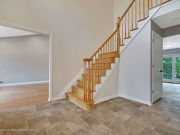 5th image of 1239 Eagle Ct