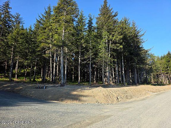 2nd image of 5 Major Rd