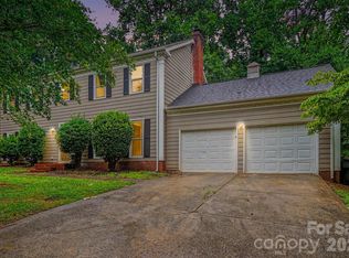 7111 Amarillo Dr, Charlotte, NC 28262