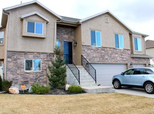 334 Lonestar Dr, Farmington, UT 84025