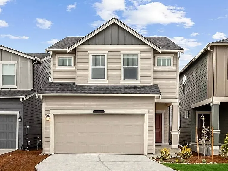 18729 Emmons Ct E — Photo 2