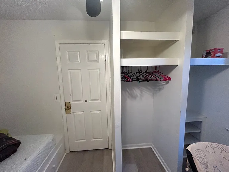 1227 Barnwell Steet Barnwell St #3 — Photo 9