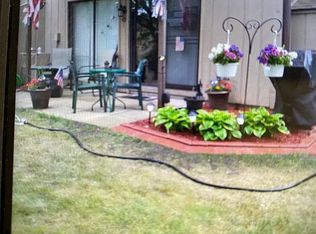 42 Nassau Colo APT 1, Fox Lake, IL 60020