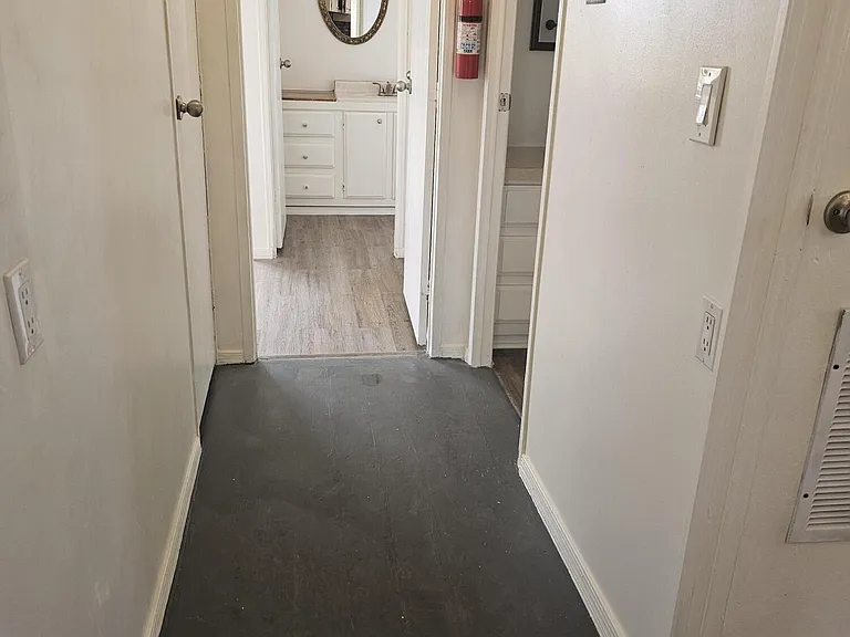 2078 S Kentucky St — Photo 8