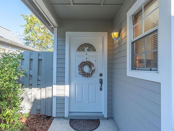 3rd image of 353 Village Dr
