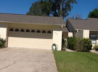 2239 Cypress Ct, Tavares, FL 32778