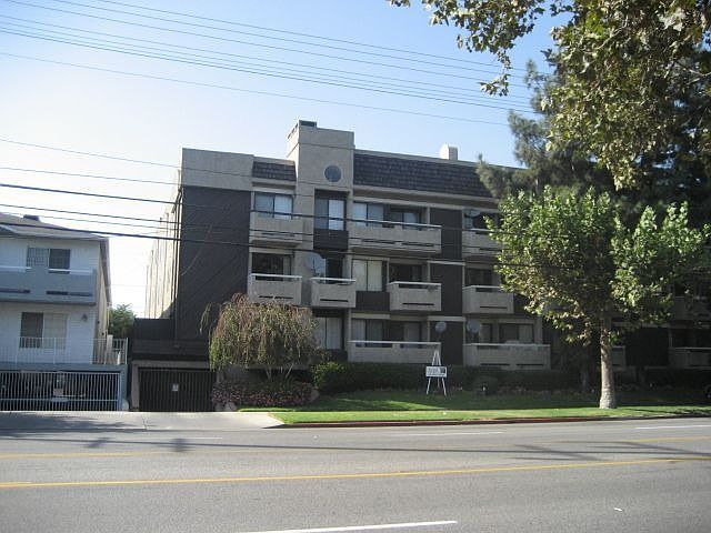 1st image of 365 W Alameda Ave APT 303