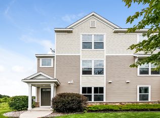 1390 Romeo Ct, Chaska, MN 55318