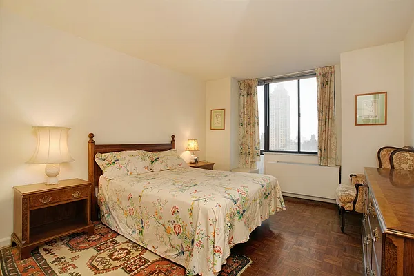 Rented by Corcoran | media 9