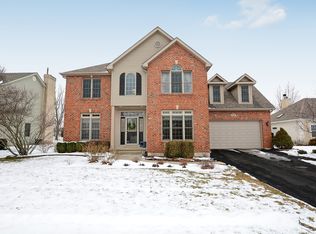 916 Merrill New Rd, Sugar Grove, IL 60554