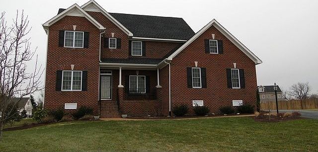 1st image of 7128 Sydnor Ln