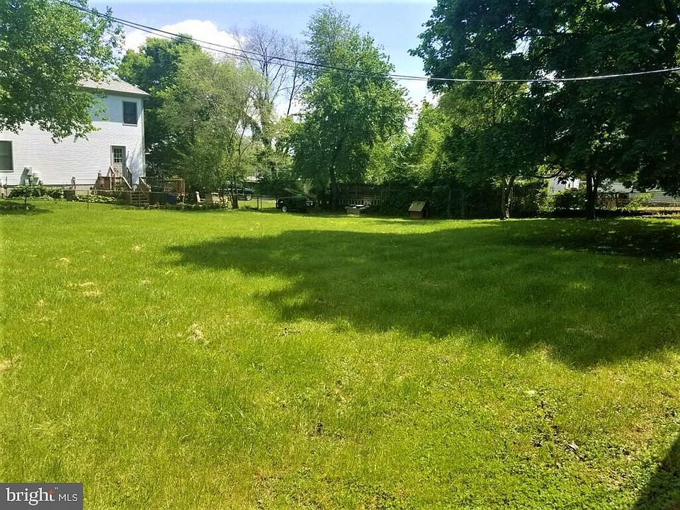 2nd image of 602 Wirt St SW