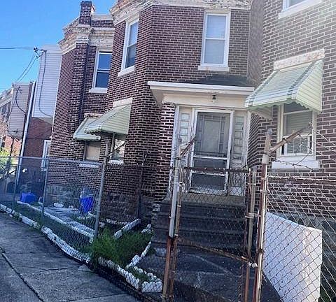 4th image of 1125 Wagner Ave