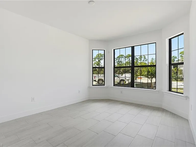 2148 Sequoia Ct — Photo 17