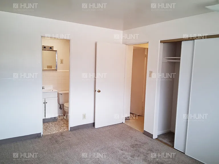4075A Mercury Cir SE — Photo 9