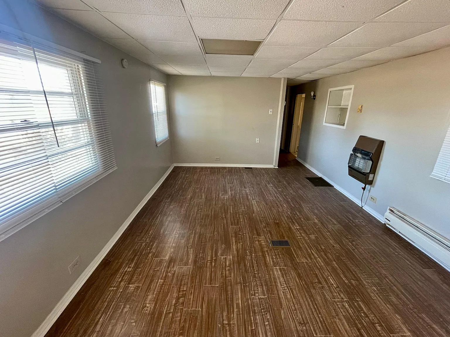 2 bed, 1064 sqft, $895 — Photo 3