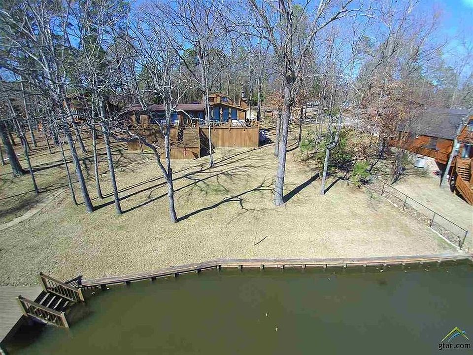 1st image of 902 King Thomas Dr