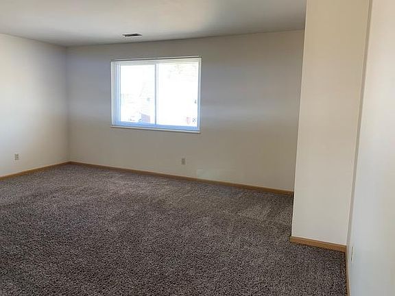 5th image of 25 Bellview Ct #25
