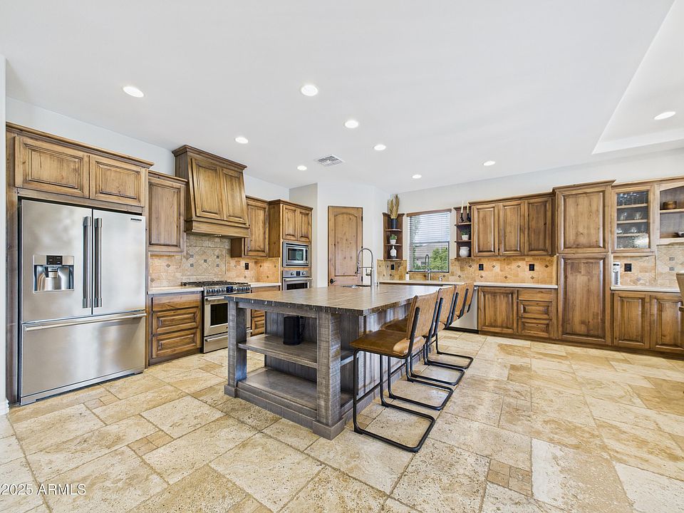 1st image of 806 W DESERT RANCH Road