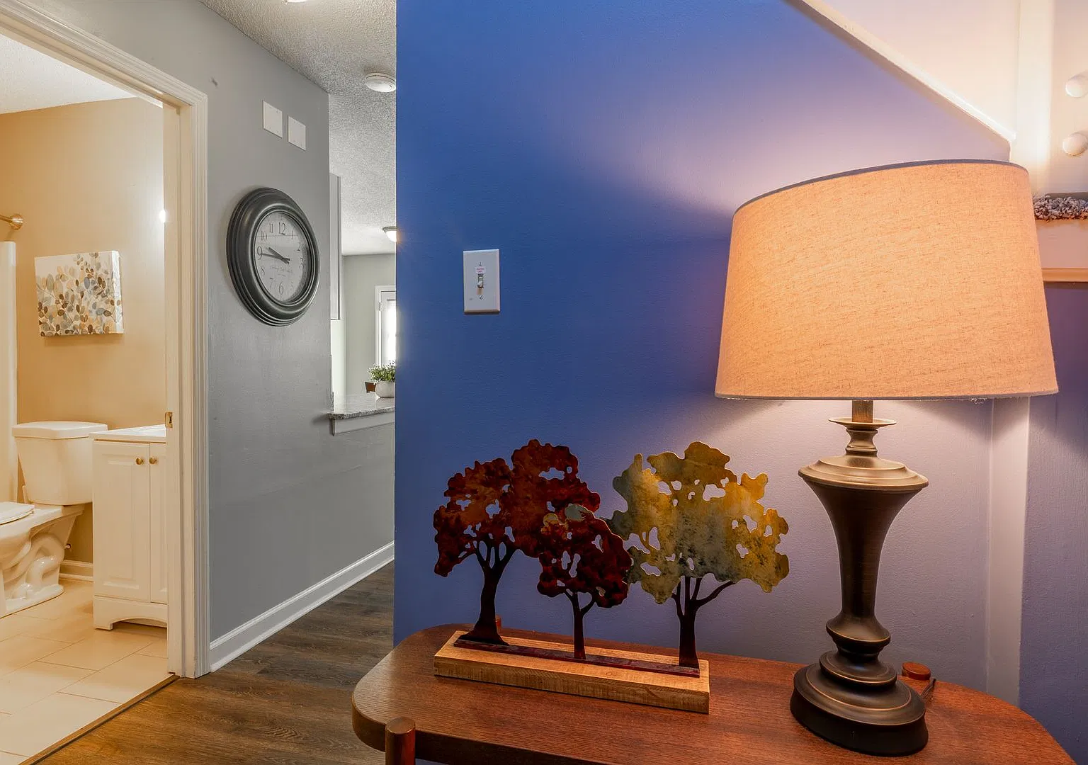 2 bed, 2.0 bath, 1054 sqft, $1,800 — Photo 3