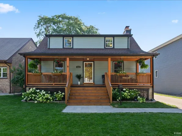 9323 S Spaulding Ave, Evergreen Park, IL 60805