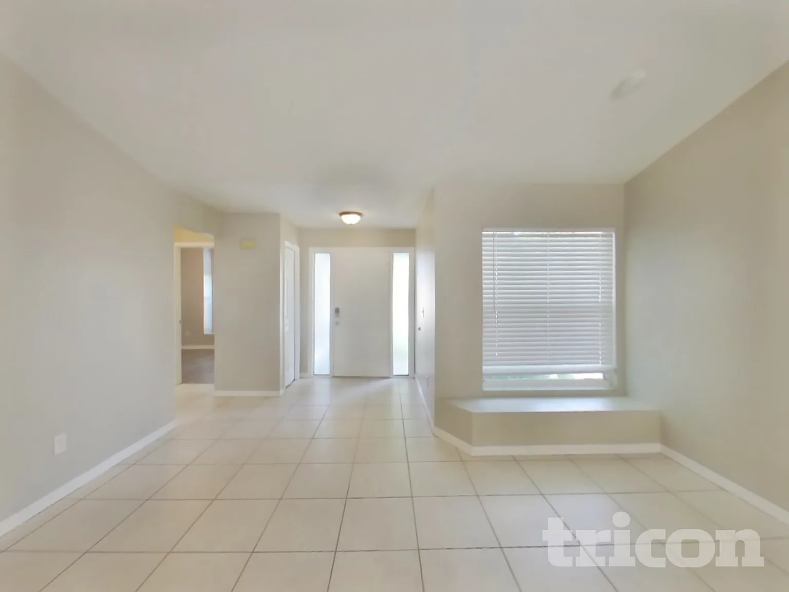 653 Sand Ridge Drive Valrico FL — Photo 3