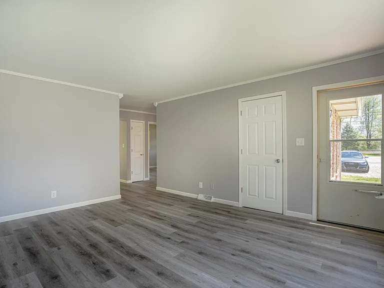6874 Old Porter Rd #6874 — Photo 12