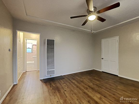 2nd image of 1247 1/2 W 93rd St