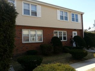 31 Nelson St, Stamford, CT 06902