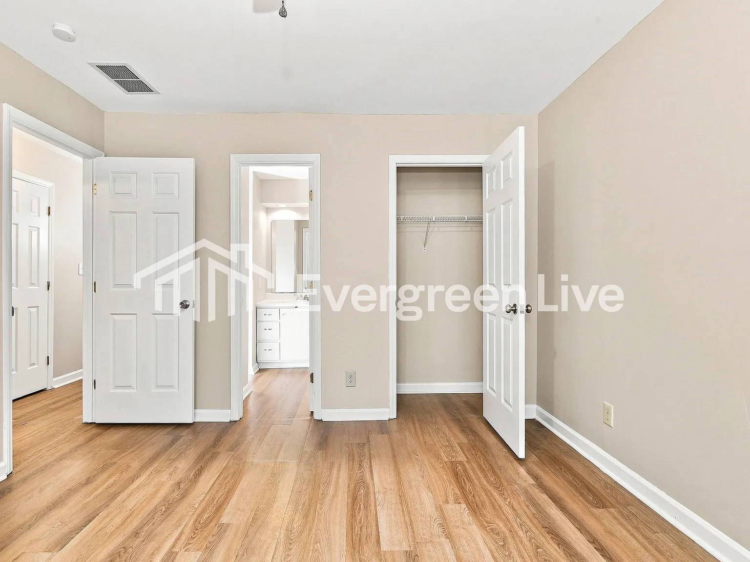 3 bed, 2.5 bath, 1855 sqft, $1,895 — Photo 4