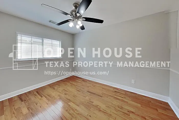29402 Legends Hill Dr — Photo 13