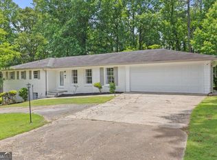 6181 Shallow Wood Ln, Douglasville, GA 30135