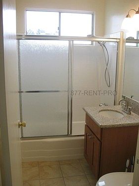 5th image of 1433 25th St APT 4