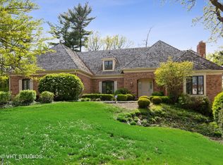 919 Saint Stephens Grn, Oak Brook, IL 60523