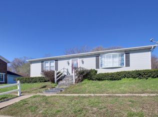 217 N Main St, La Grange, MO 63448