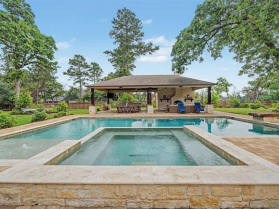 5th image of 4423 Silver Jade Dr