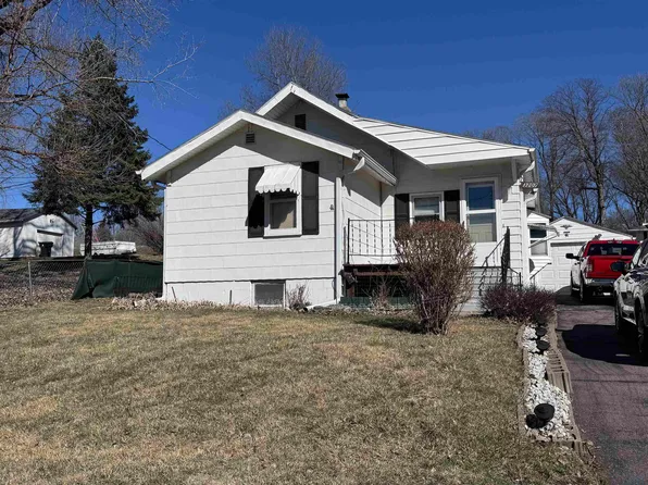 3207 Glenn Ave, Sioux City, IA 51106