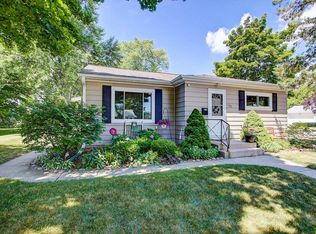 1103 8th Ave, Grafton, WI 53024