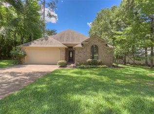232 Evergreen Dr, Huntsville, TX 77340