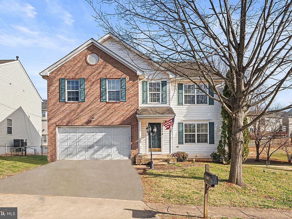 1st image of 2121 Peachtree Ct