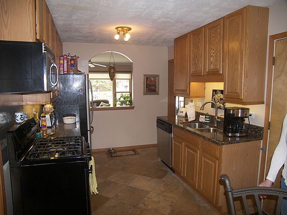 5th image of 234 S Cedarcrest Dr