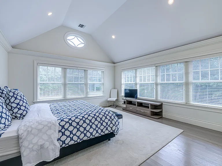 4 Candace Dr — Photo 14