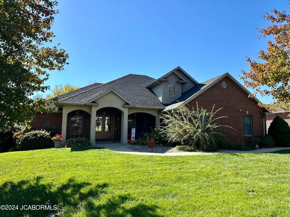 1422 Grandvalley Dr, Jefferson City, MO 65101
